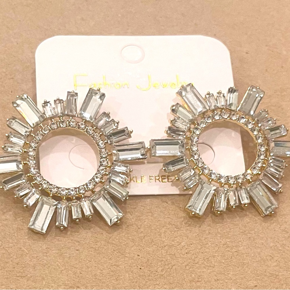 AMINA FASHION JEWELRY DIAMOND CRYSTAL EARRINGS PUSH BACK NICKLE FREE